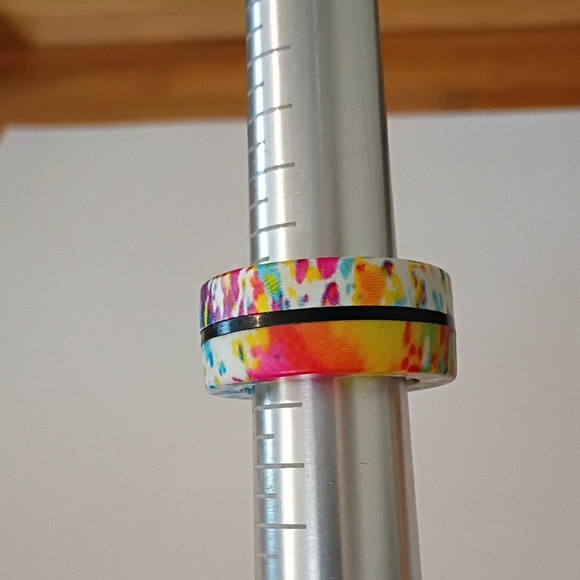 Colorful Patterned Spinner Ring - Picture 4 of 8